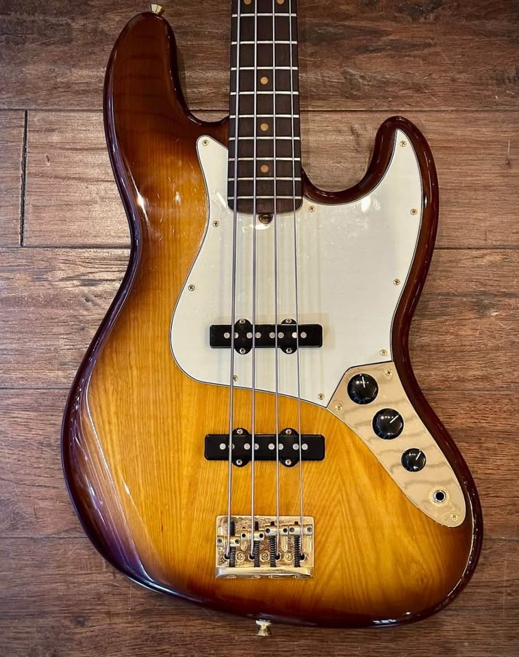 Fender 75th Anniversary Commemorative Jazz Bass 2021 - 2-Color Bourbon Burst w/ OHSC