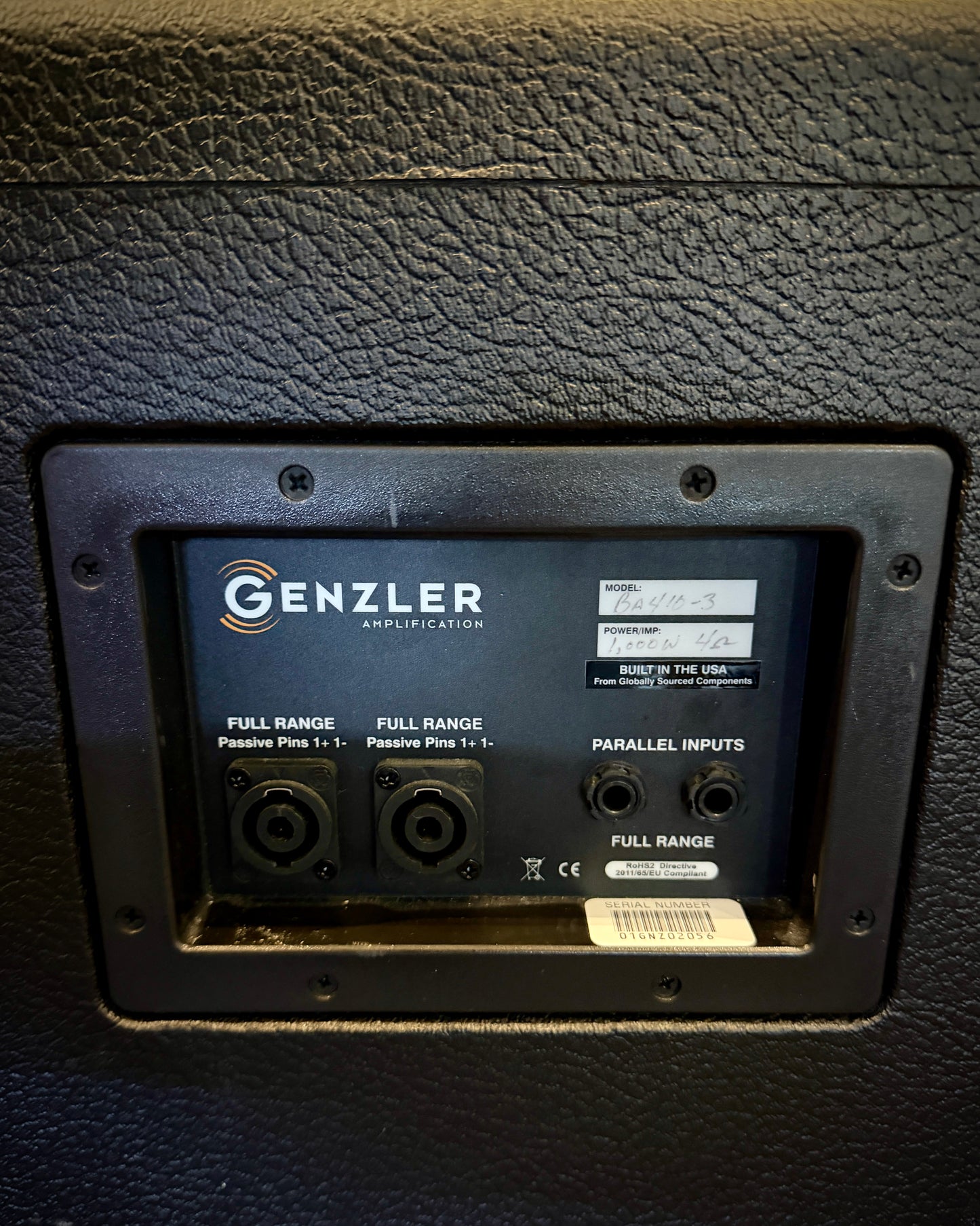 Genzler Amplification BA410-3 Bass Array 1000-Watt 4x10" / 6x3" Straight Bass Speaker Cabinet
