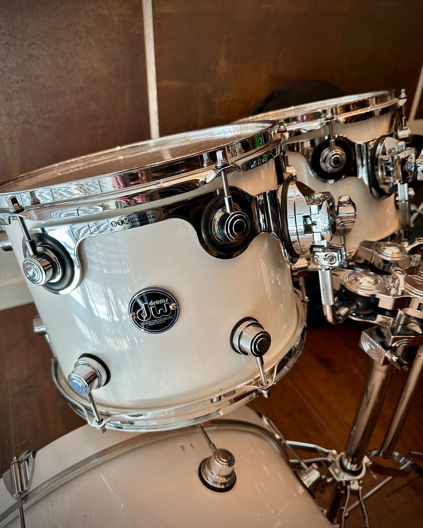 DW 10/12/14/20 Performance Series 4-piece Set - White Ice