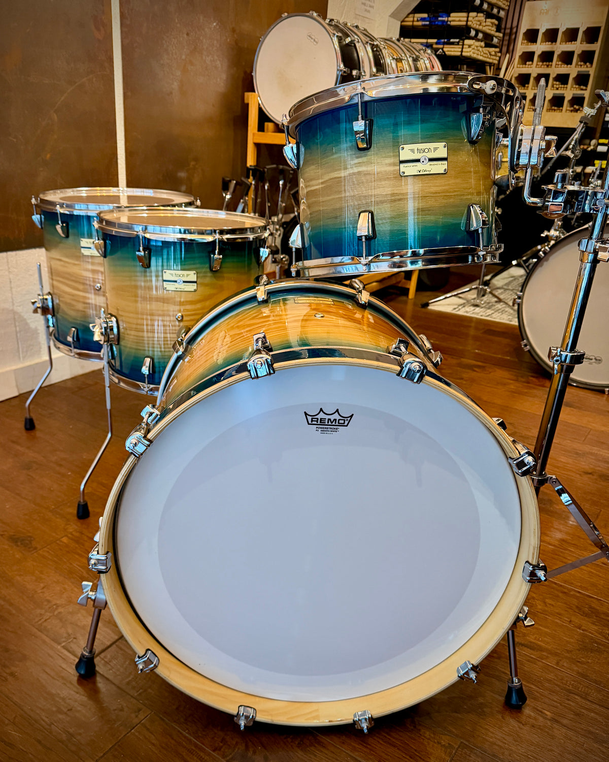 Odery Fluence Fusion 12/14/16/22 4-piece Drum Set - Blue Burst