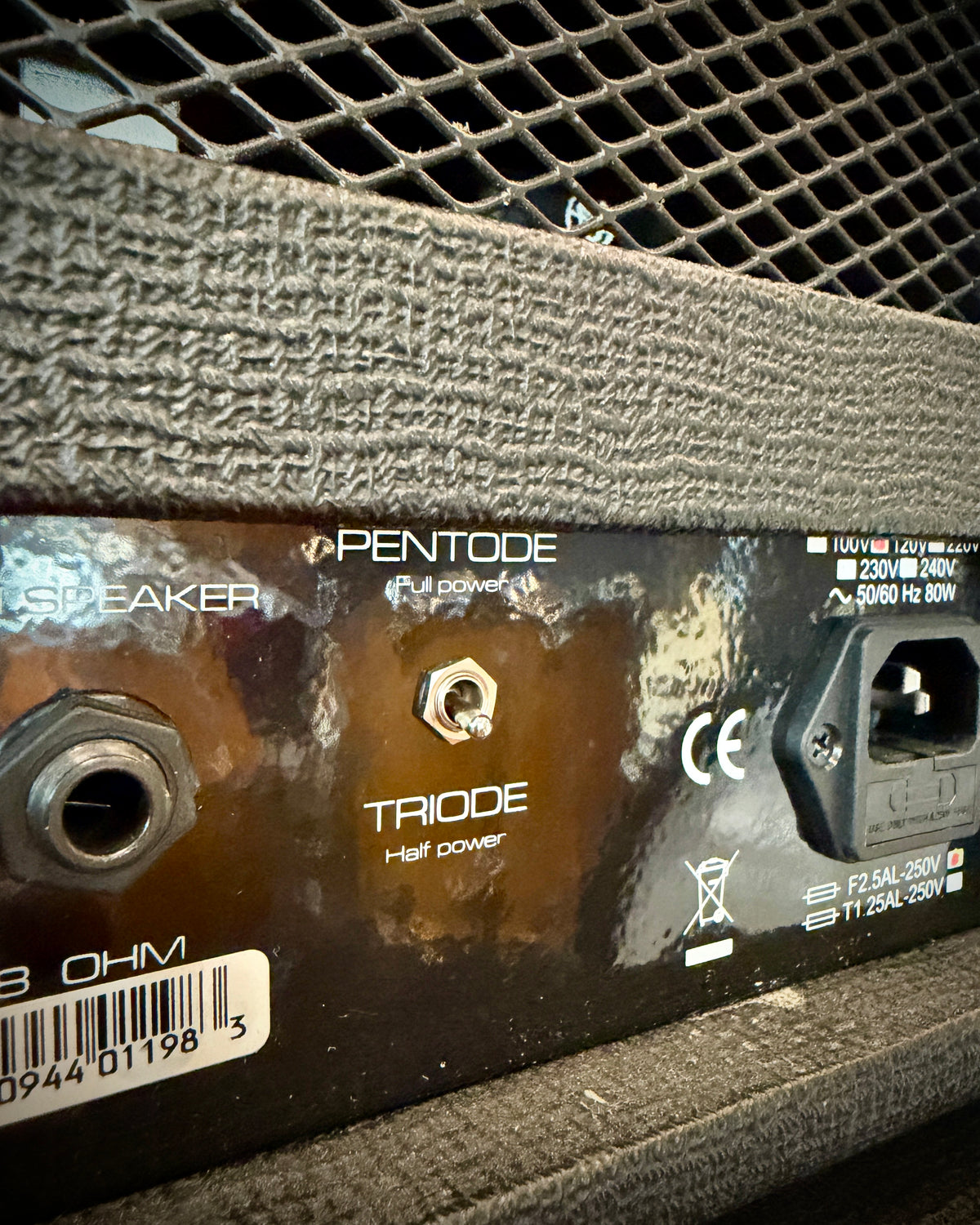 Hiwatt T20/10 2-Channel 20-Watt Tube Guitar Amp Head w/Hiwatt HG112 1x12 Speaker Cab