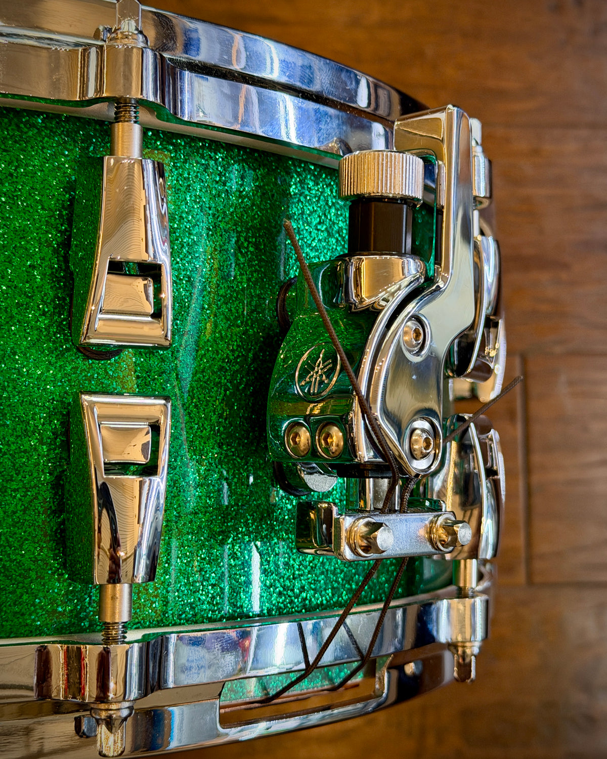 Yamaha AMS-1460 Absolute Hybrid Maple 6x14" Snare Drum - Jade Green Sparkle