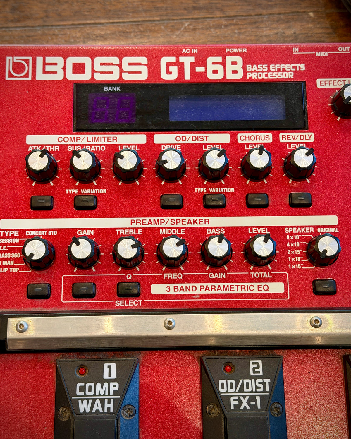 Boss GT-6B Bass Effects Processor
