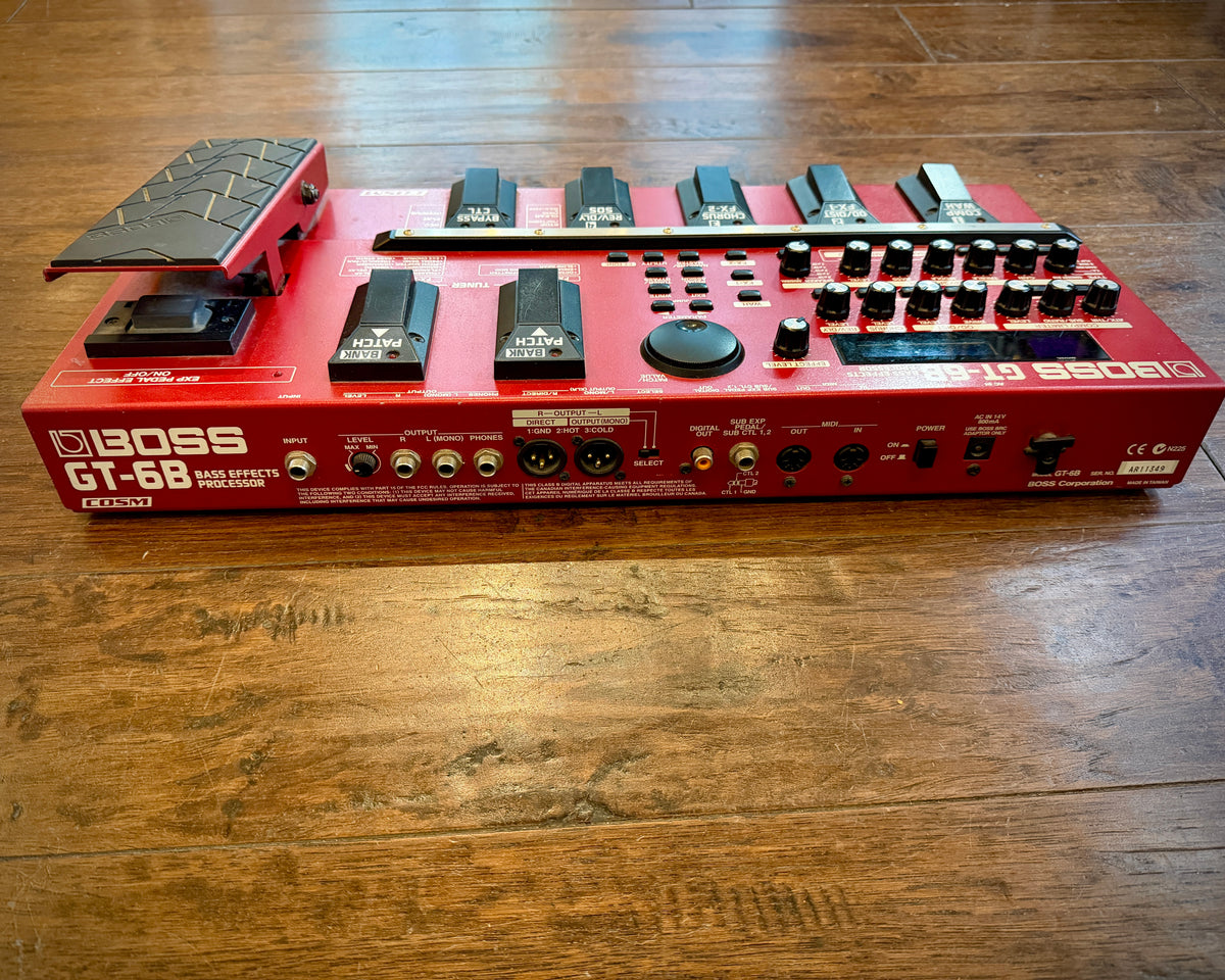 Boss GT-6B Bass Effects Processor