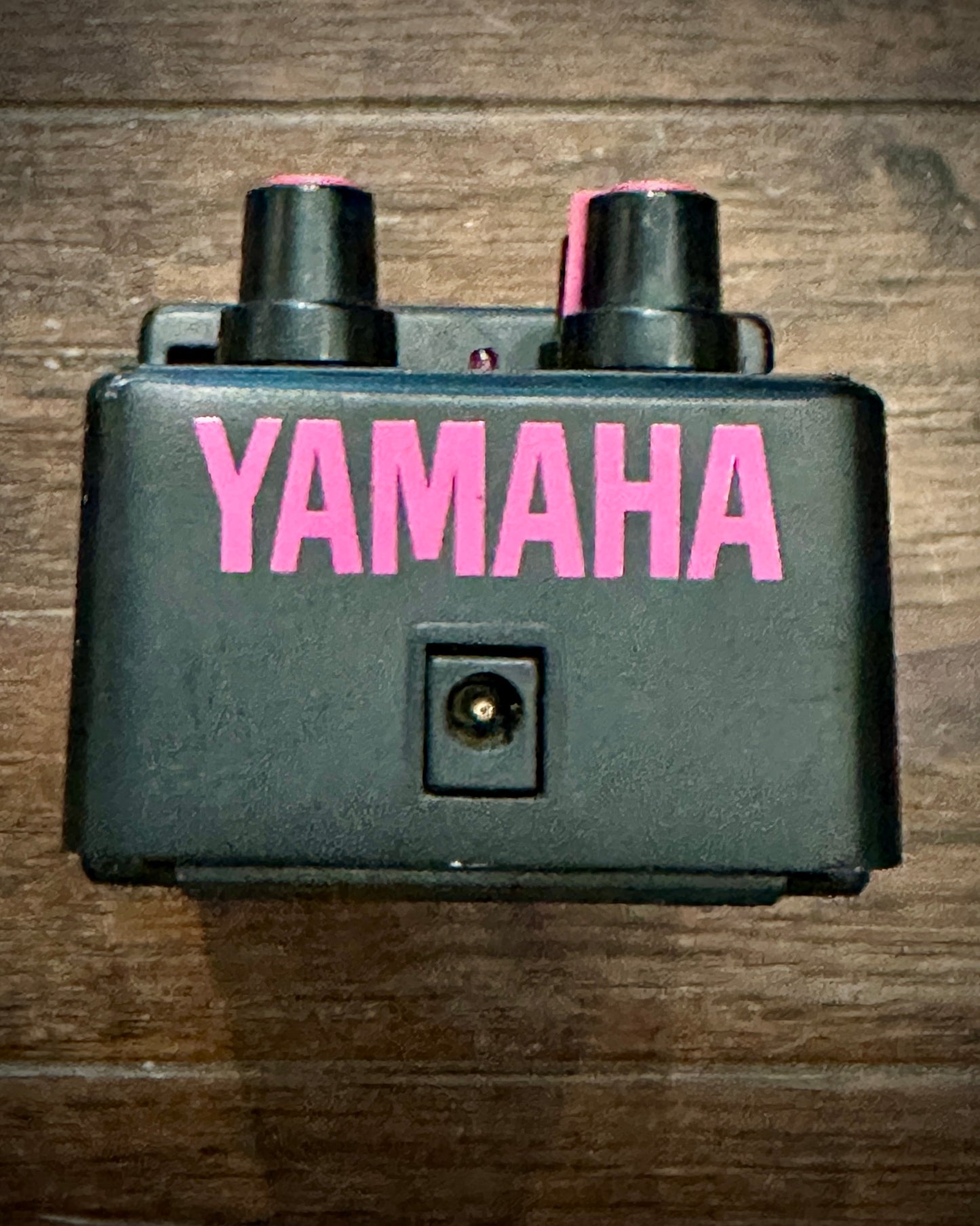 Yamaha FL-100 Flanger (Black & Pink) Pedal