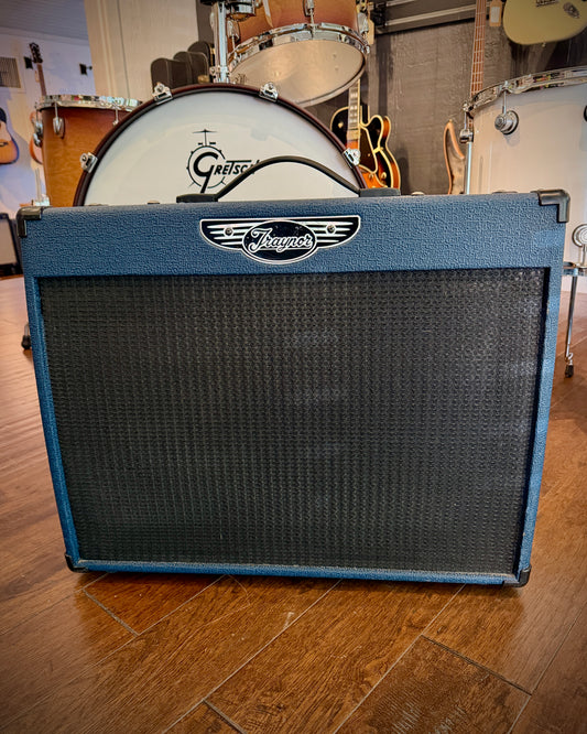 Traynor YCV50BLUE Custom Valve 50-Watt 1x12" Guitar Combo w/Footswitch and Cover