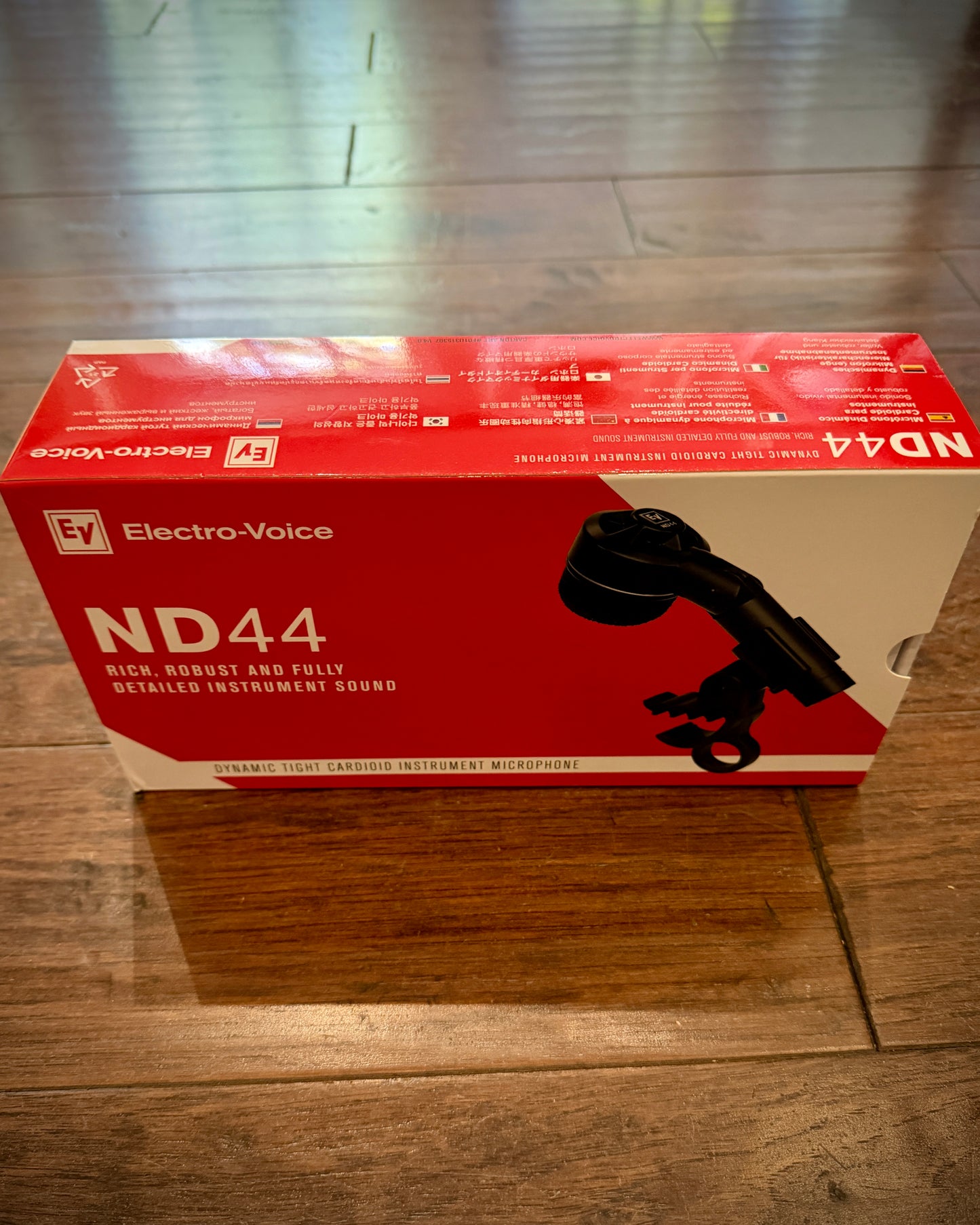 Electro-Voice ND44 Cardioid Dynamic Microphone w/ Pivoting Head & Drum Rim Clamp + Orig. Box