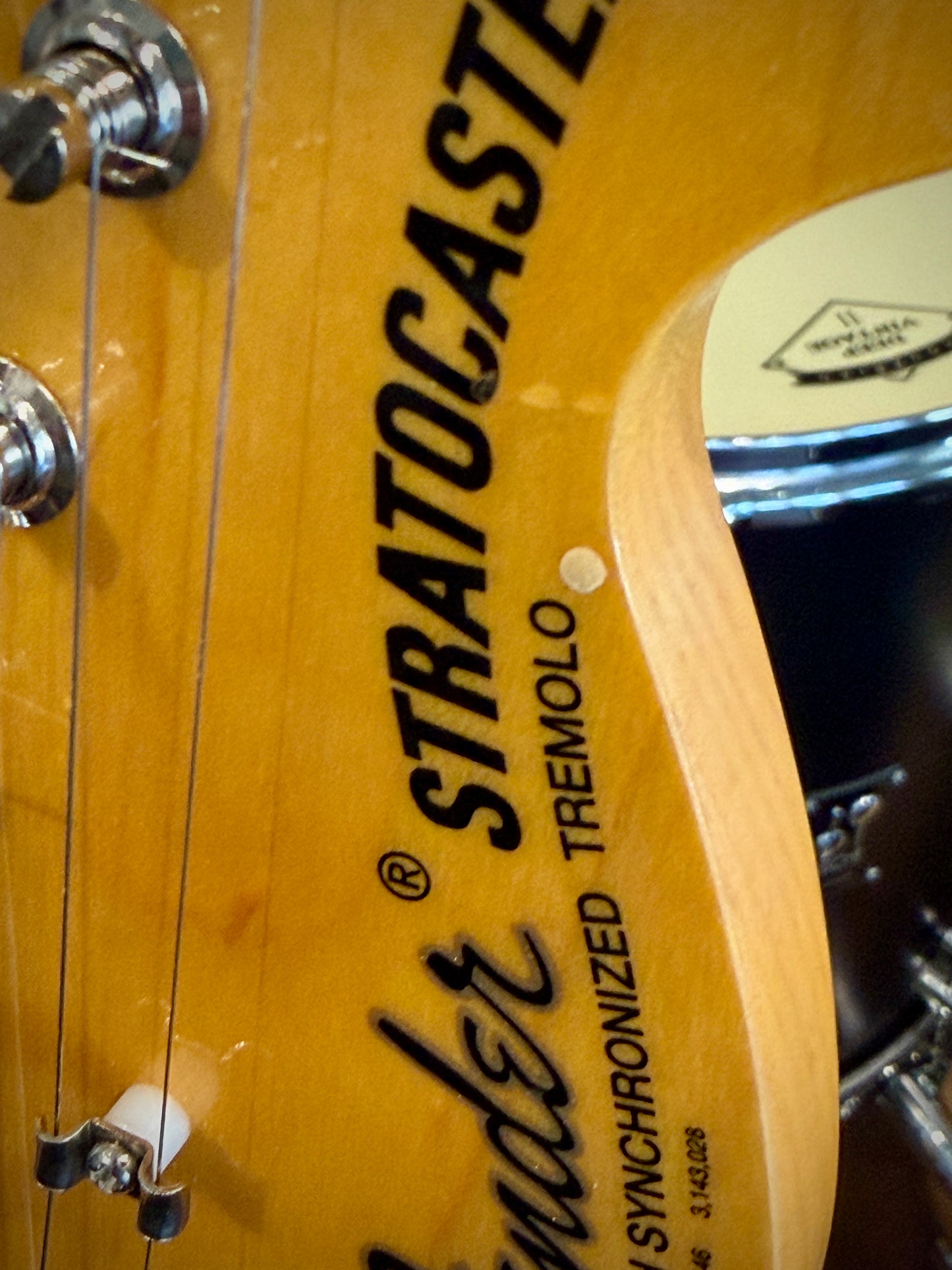 Fender JV Modified '60s Stratocaster MIJ 2022 - Olympic White w/ Tweed HSC