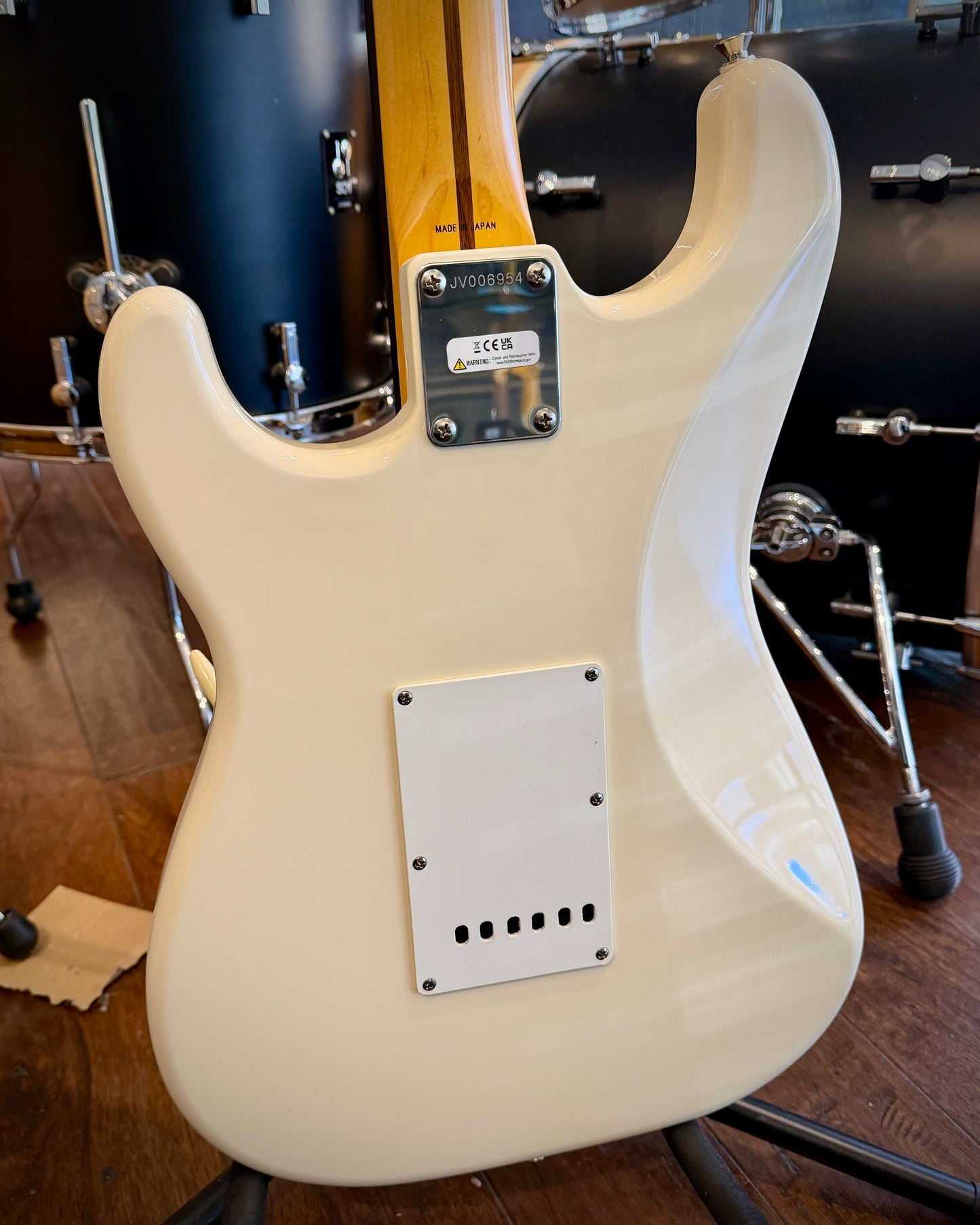 Fender JV Modified '60s Stratocaster MIJ 2022 - Olympic White w/ Tweed HSC
