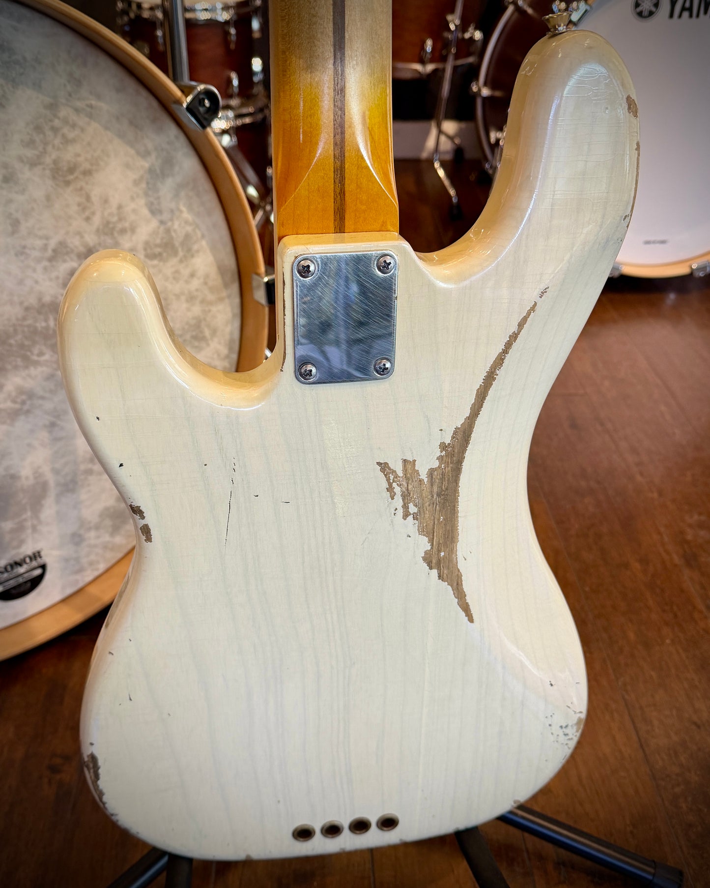 Berly Relic'd T Bass 2023 w/ Branded Gig Bag