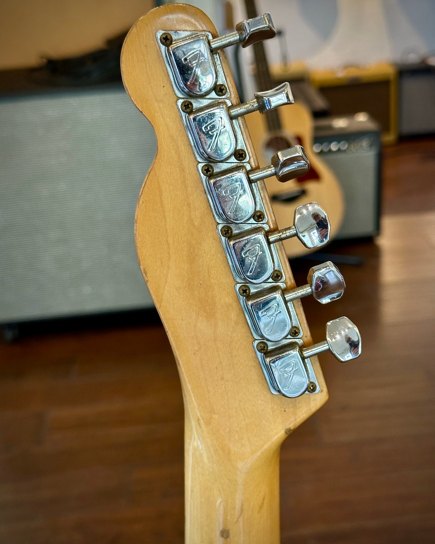 Fender Telecaster 1982 Sienna Burst w/ Branded Hardshell Case