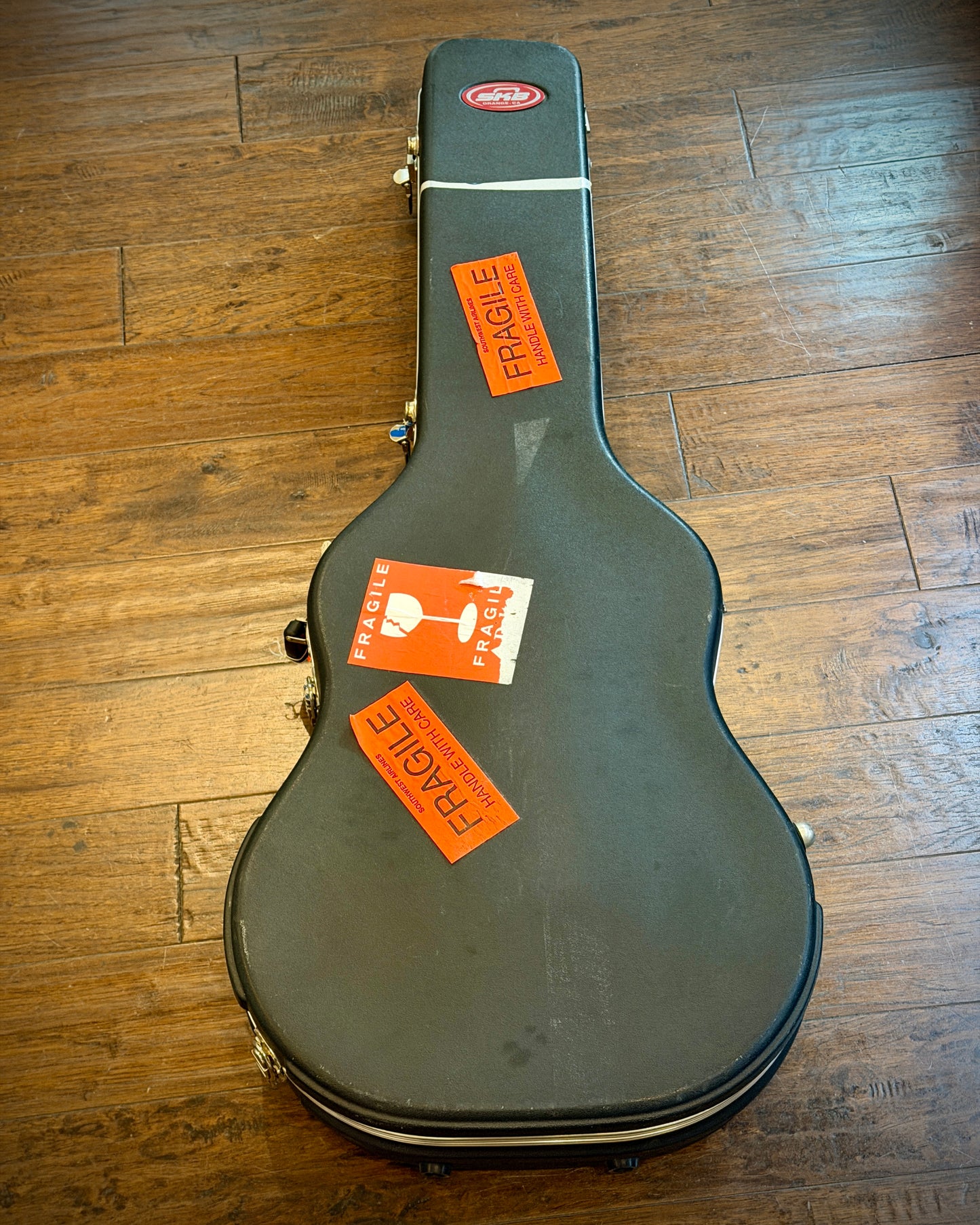 Ramirez R4 Classical Guitar 2001 w/ SKB Hardshell Case