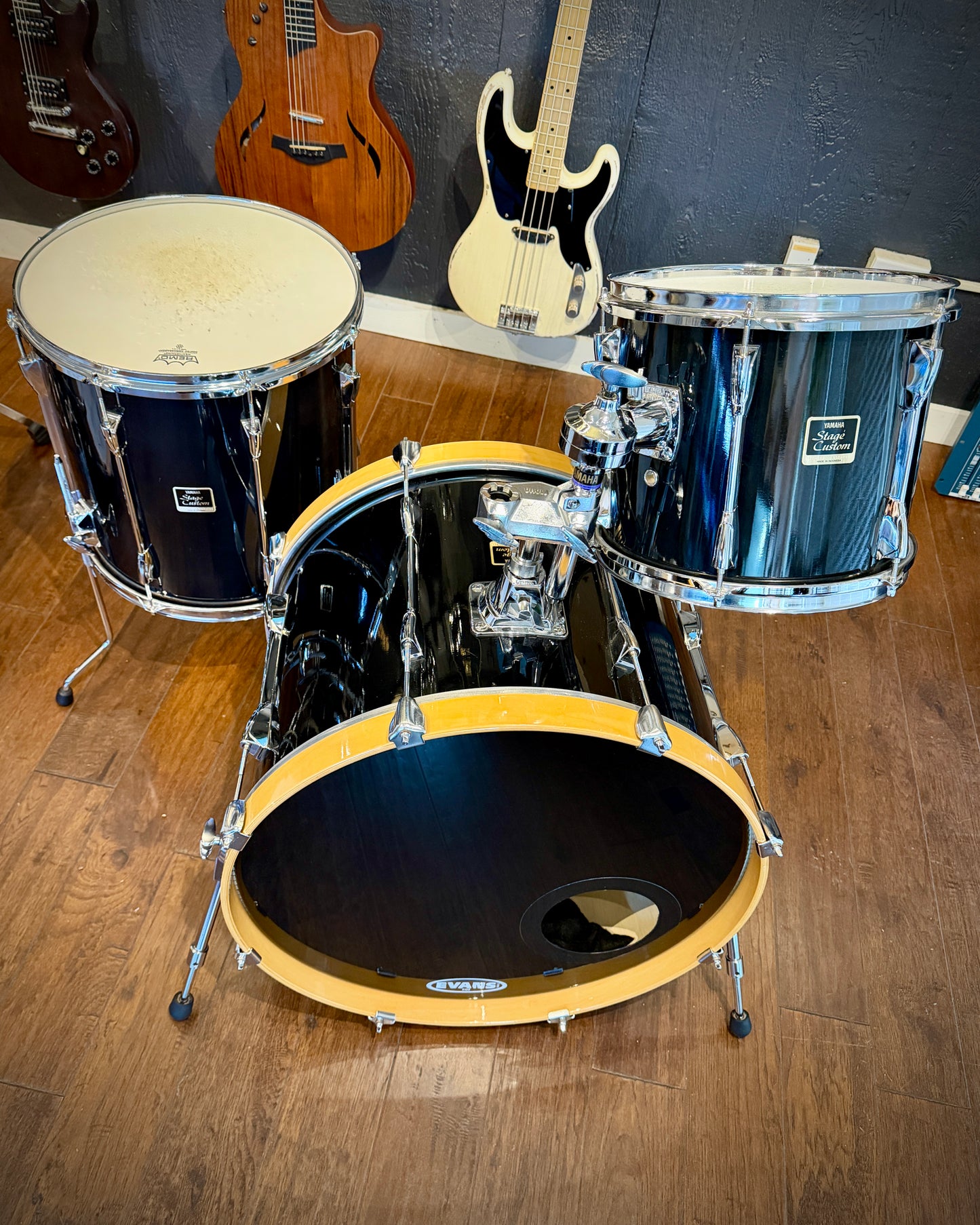 Yamaha Stage Custom (90s) 12/16/22 3-piece Set w/ Drum Bags