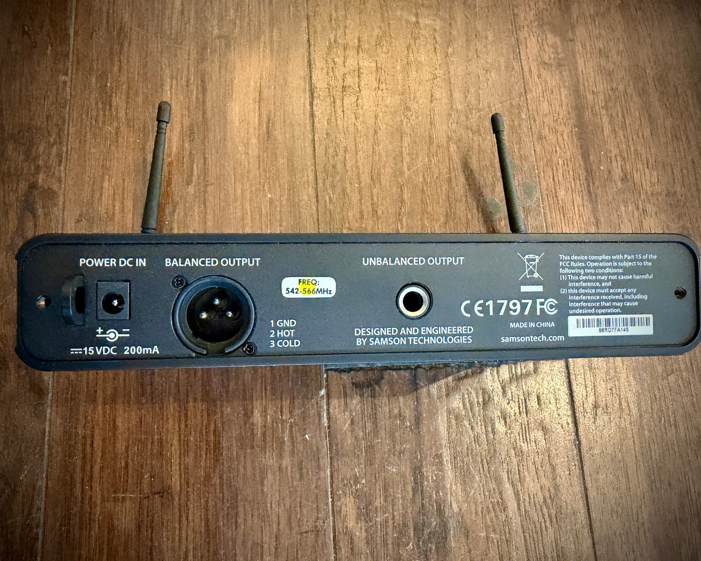 Samson Concert 88 16-Channel True-Diversity UHF Wireless Earset Mic System - C Band (542-566 MHz)