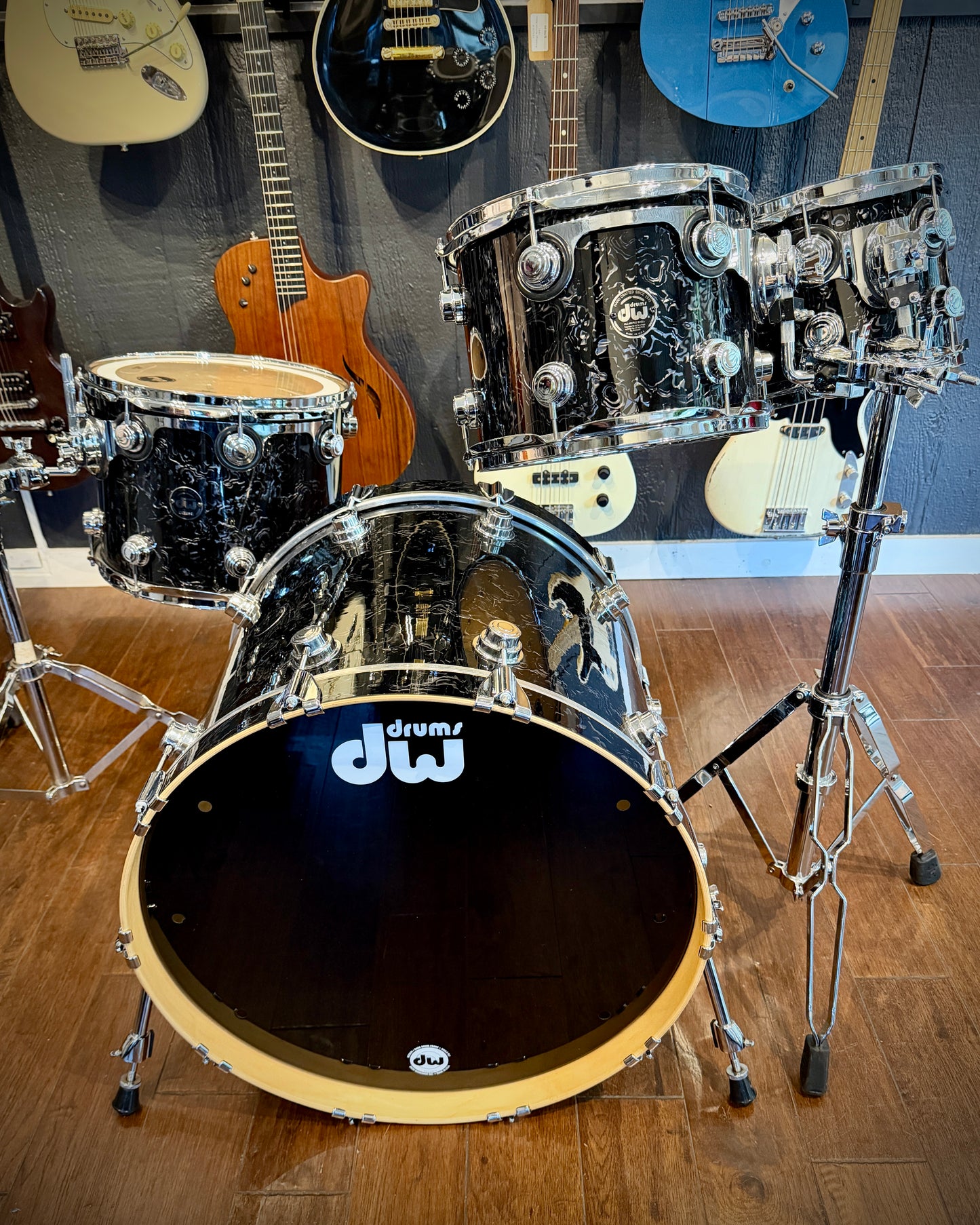 DW 10/12/14/22 Collector's Series 4-piece Drum Set - Black Velvet (2003)