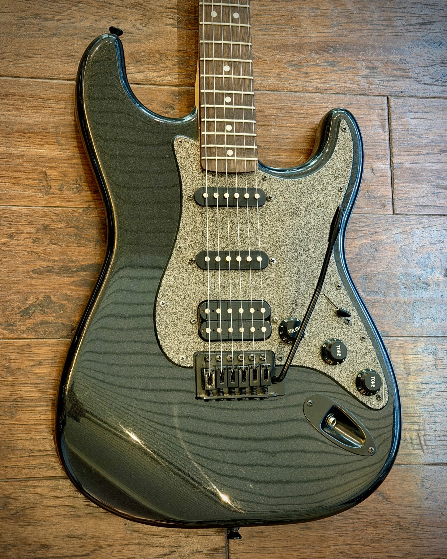 Squier FSR Bullet Stratocaster HT HSS 2016 - Black Metallic