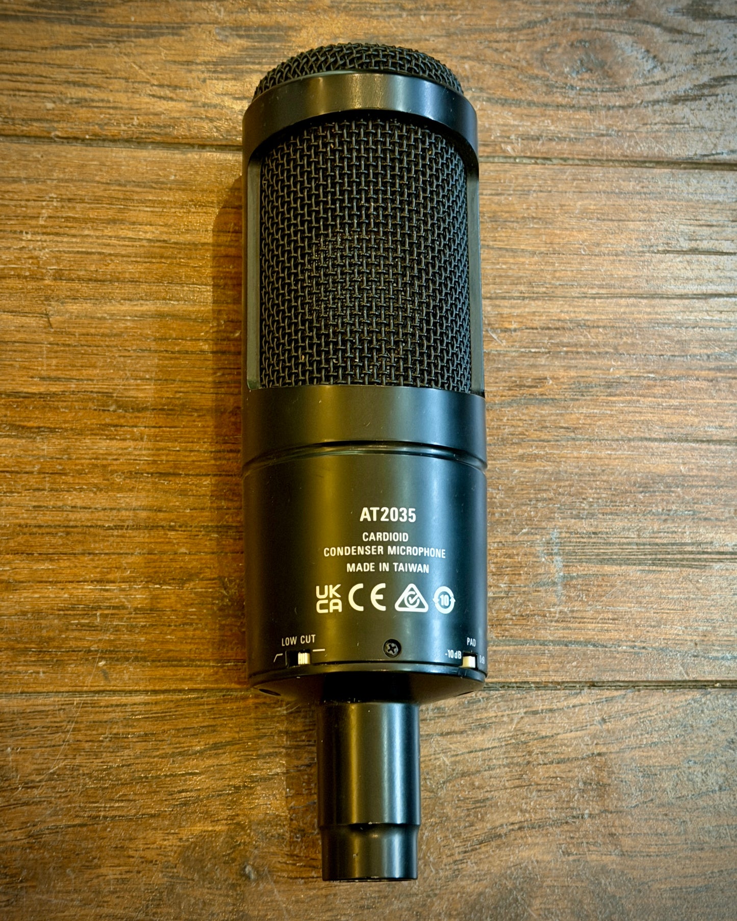 Audio-Technica AT2035 Large Diaphragm Cardioid Condenser Microphone