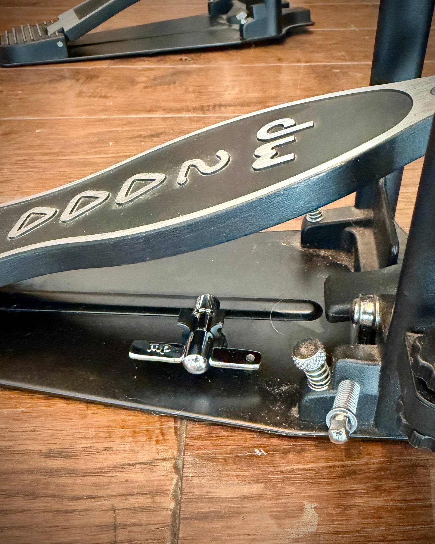 DW 2000 Series Double Bass Drum Pedal