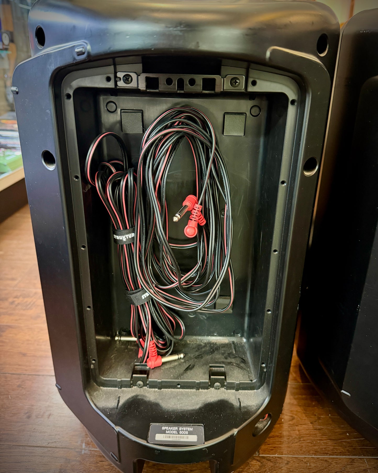 Yamaha StagePas 600i Portable PA System