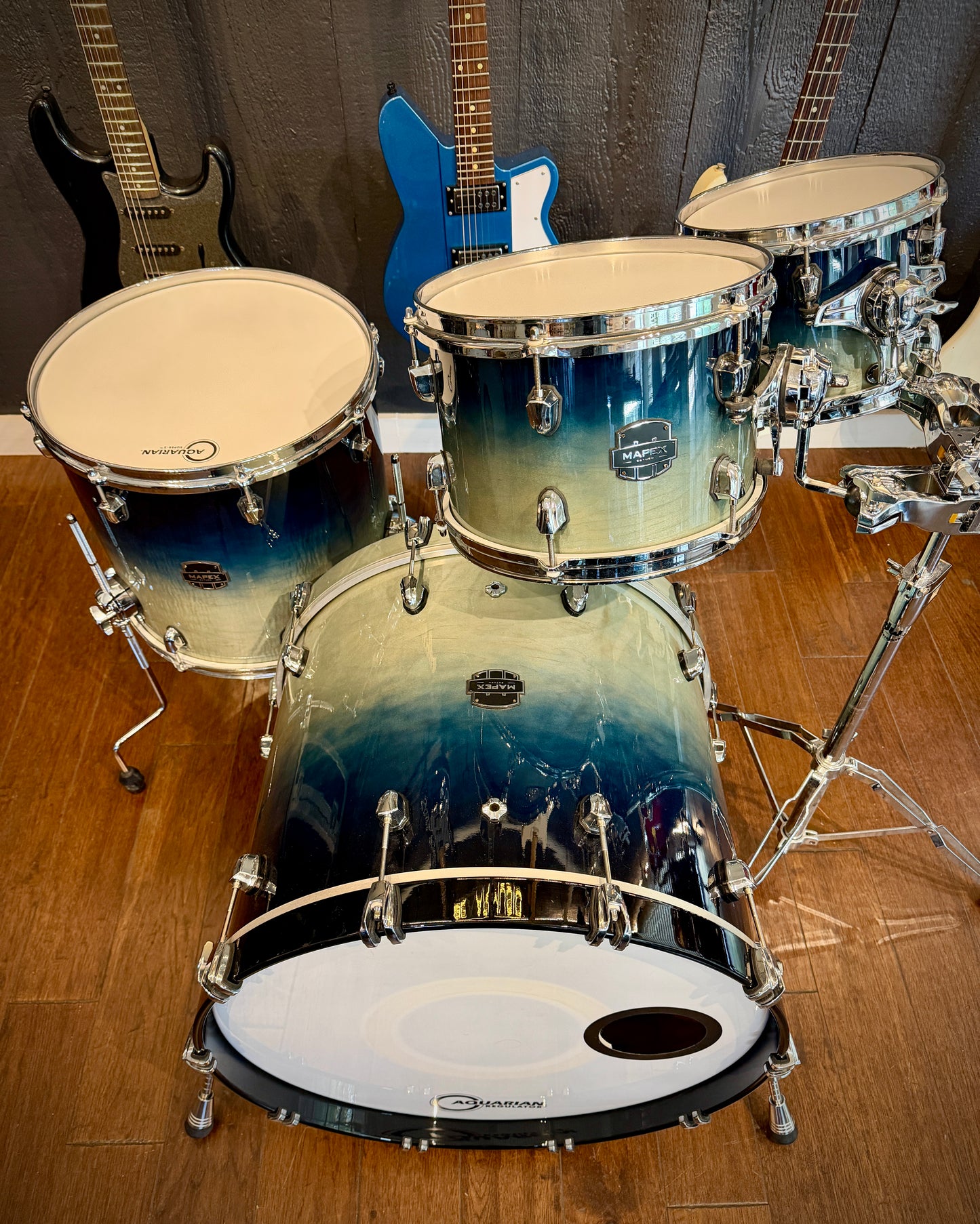 Mapex SR529XU Saturn Rock 10/12/16/22" 4-Piece Drum Set - Teal Blue Fade