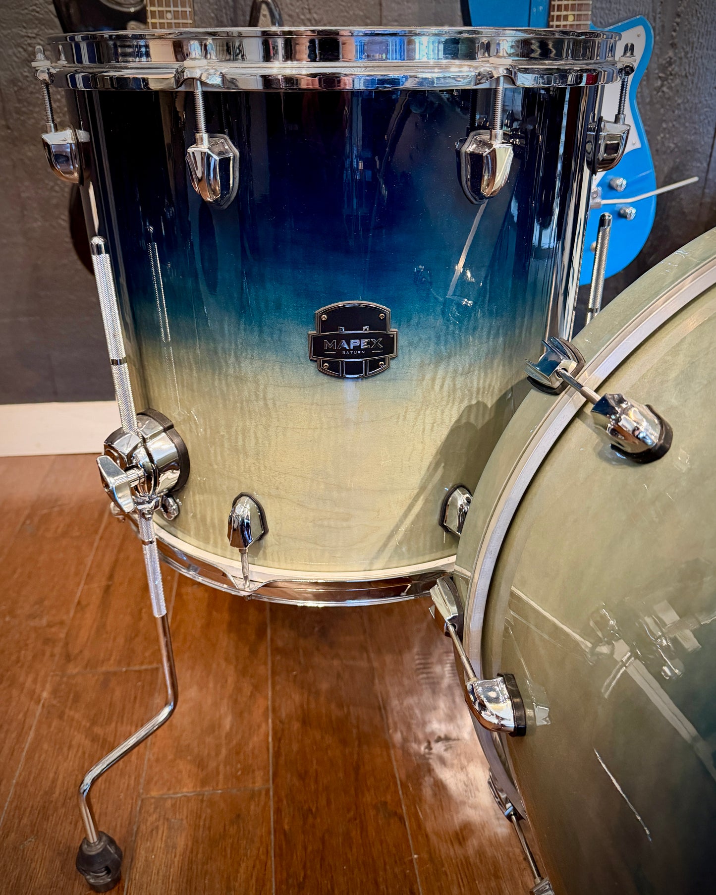 Mapex SR529XU Saturn Rock 10/12/16/22" 4-Piece Drum Set - Teal Blue Fade