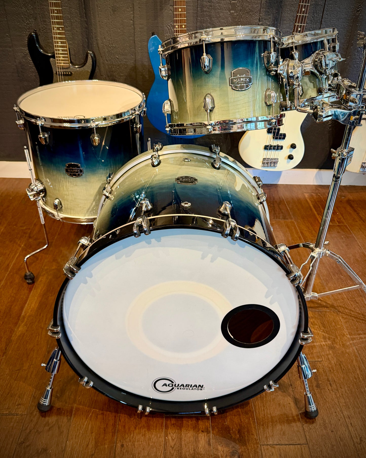 Mapex SR529XU Saturn Rock 10/12/16/22" 4-Piece Drum Set - Teal Blue Fade
