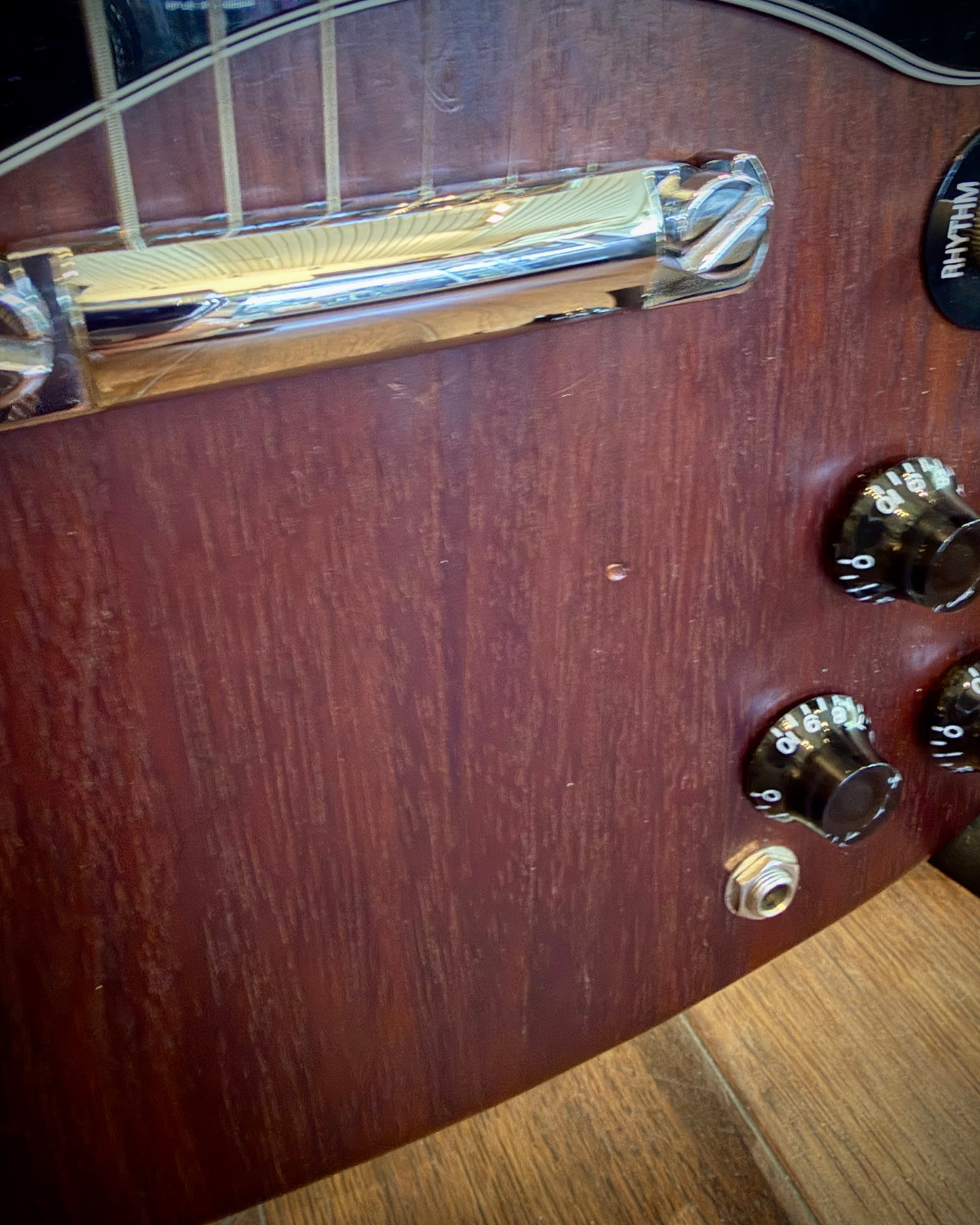 Gibson SG 2008 - Faded Walnut w/ HSC