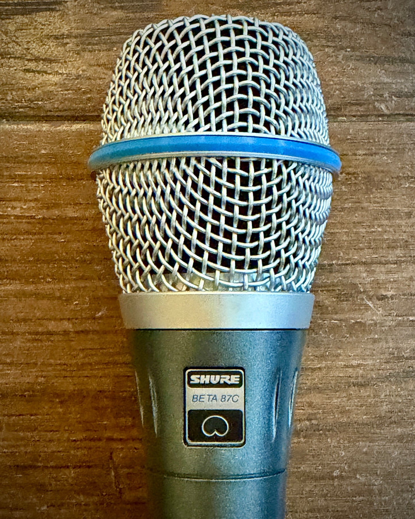 Shure BETA 87C Cardioid Dynamic Microphone w/ Pouch