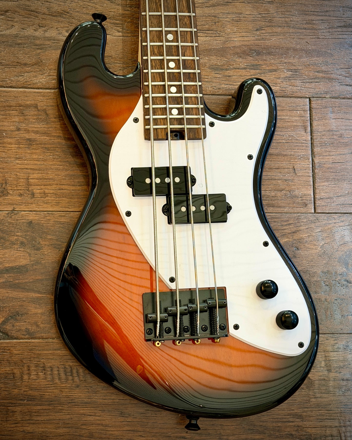 Kala UBASS-SB-TB-FS Solid Body Fretted U-Bass - Sunburst w/ Branded Gig Bag