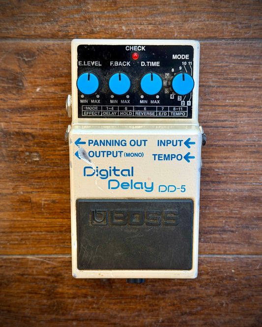 Boss DD-5 Digital Delay Pedal